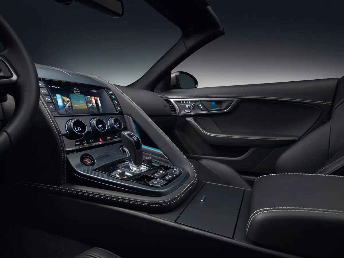 Jaguar F-Type | Tutto il piacere della spider... [Video] (23)