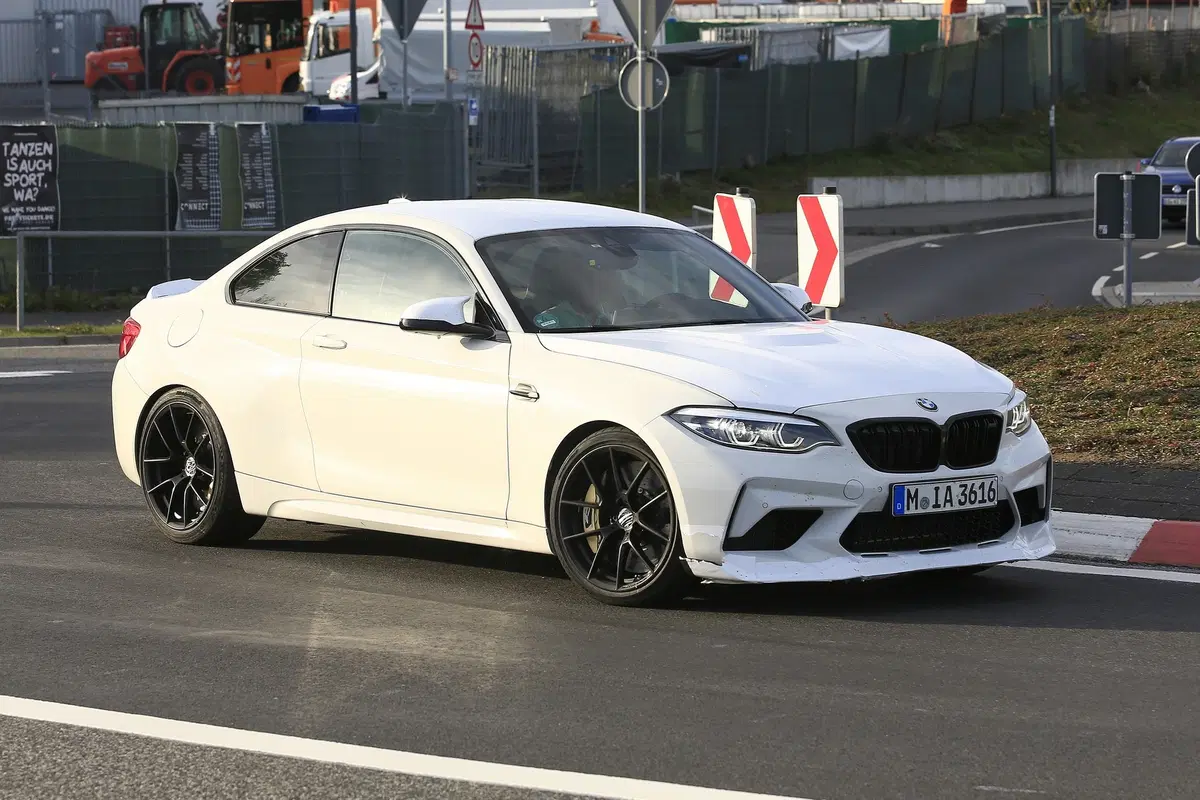 BMW M2 CS, ancora più cavalli per la M2? [Foto spia] (12)