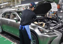 Auto ibride, Manutenzione: con Hybrid Service Toyota la garanzia è decennale