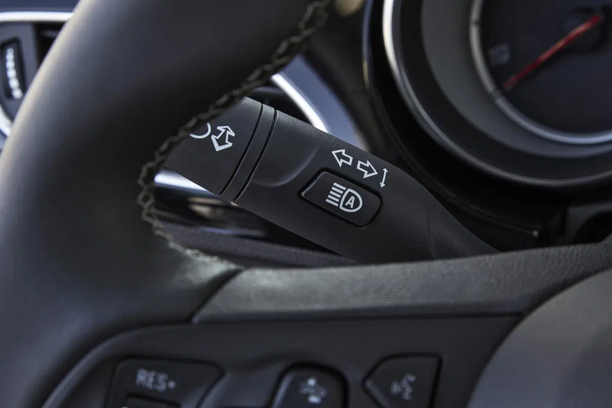Opel Astra Sports Tourer 2016 [Video] (12)