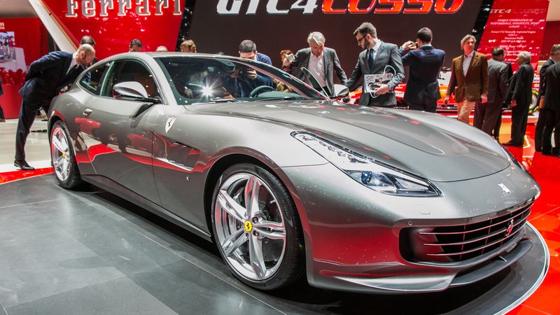 Il video della Ferrari GTC4Lusso al Salone di Ginevra 2016