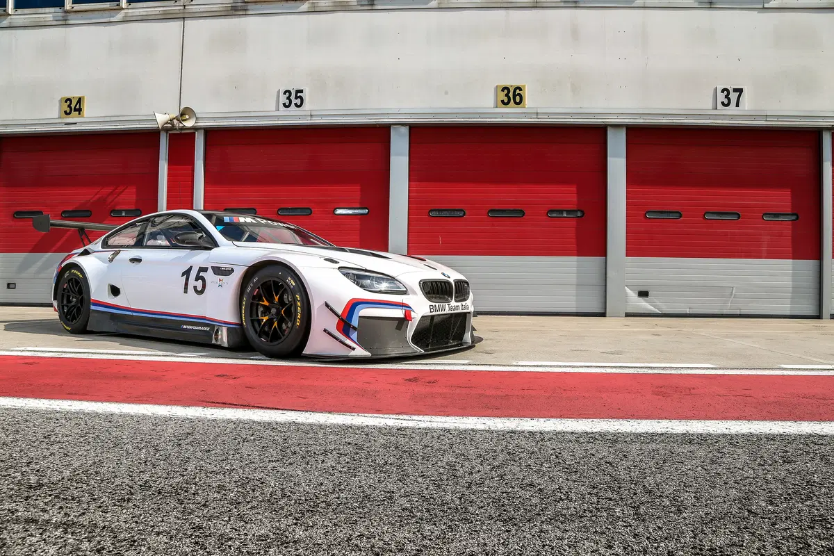 Blancpain Endurance e Campionato Italiano Gran Turismo per BMW Team Italia nel 2016 (18)