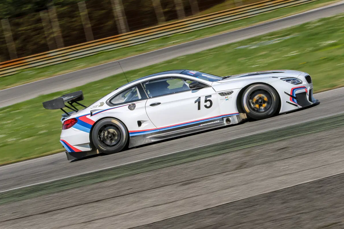 Blancpain Endurance e GT3 italiano per BMW Team Italia nel 2016 (6)