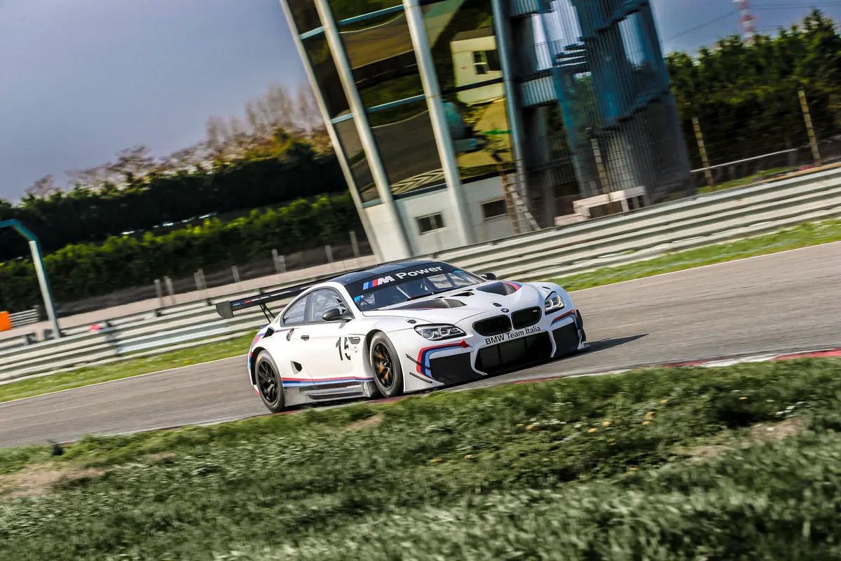 Blancpain Endurance e GT3 italiano per BMW Team Italia nel 2016 (11)