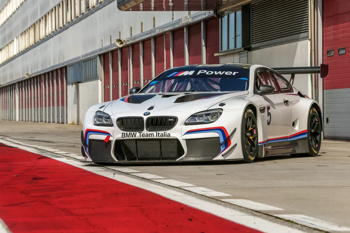Blancpain Endurance e GT3 italiano per BMW Team Italia nel 2016 (17)