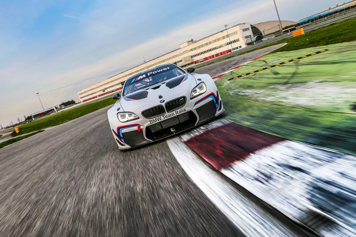 Blancpain Endurance e GT3 italiano per BMW Team Italia nel 2016 (33)