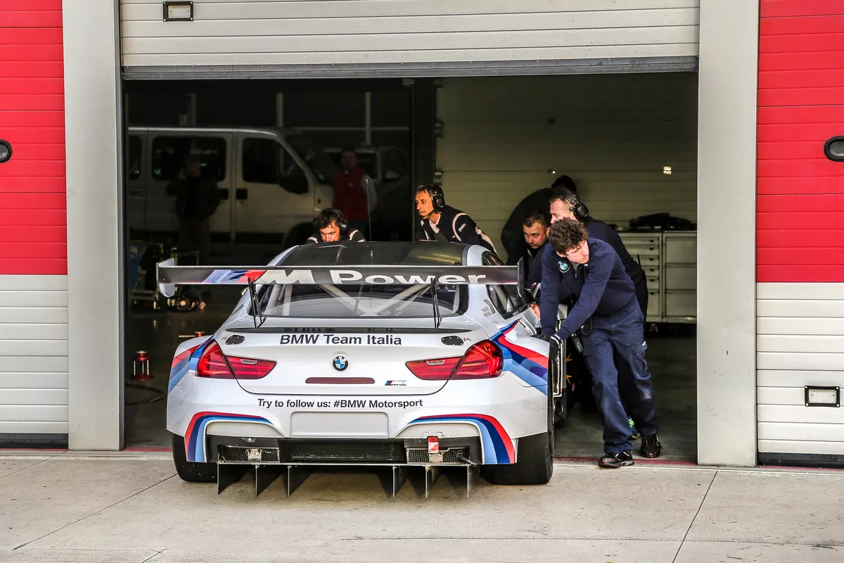 Blancpain Endurance e GT3 italiano per BMW Team Italia nel 2016 (48)