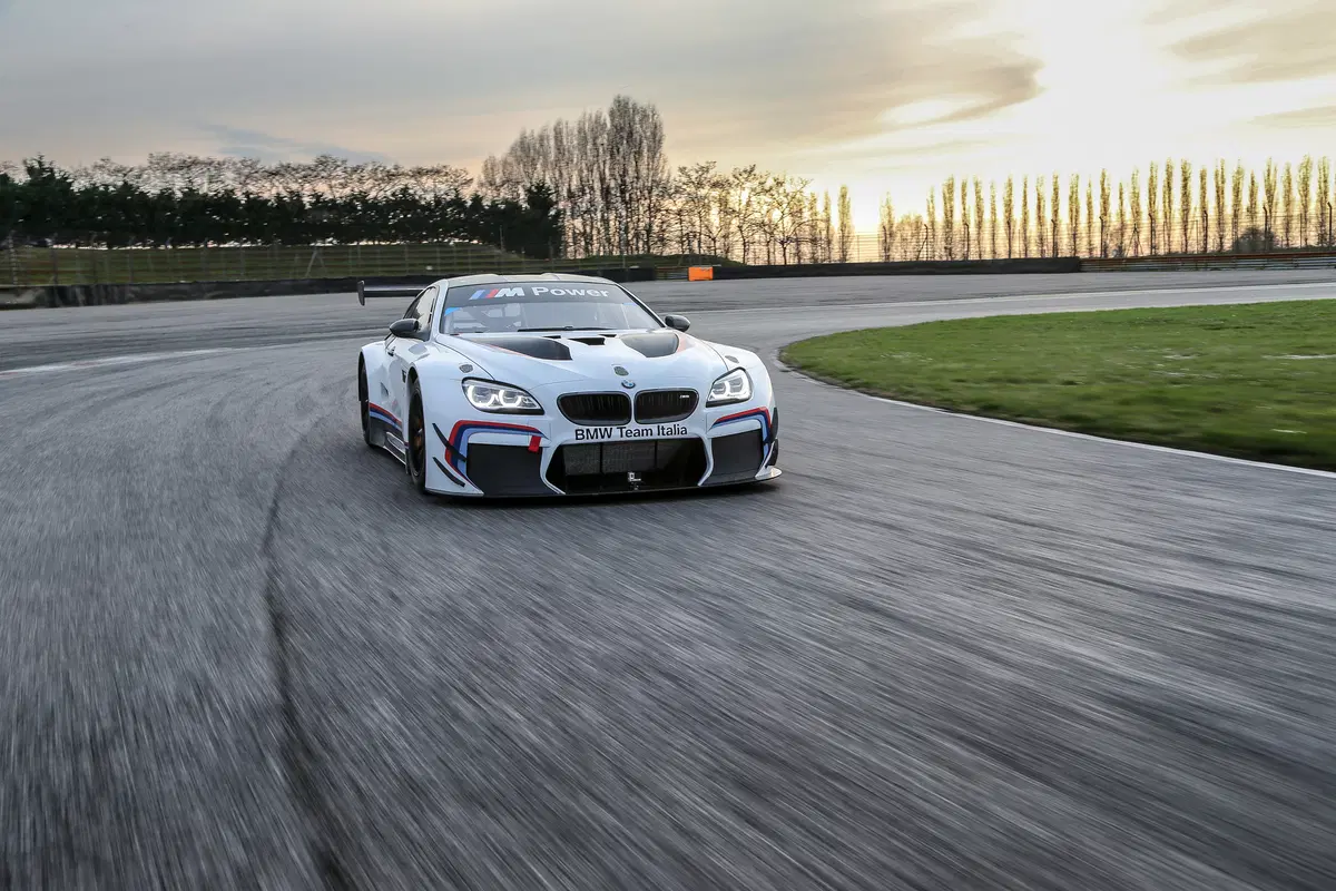 Blancpain Endurance e GT3 italiano per BMW Team Italia nel 2016 (49)