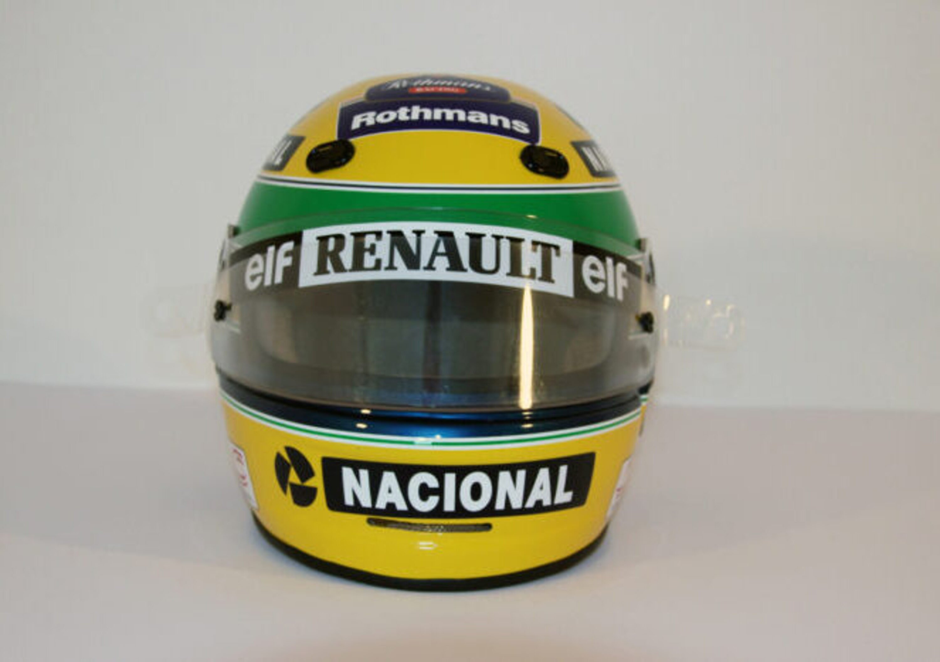 Ayrton Senna, all&#039;asta il suo casco a partire da 40 mila euro