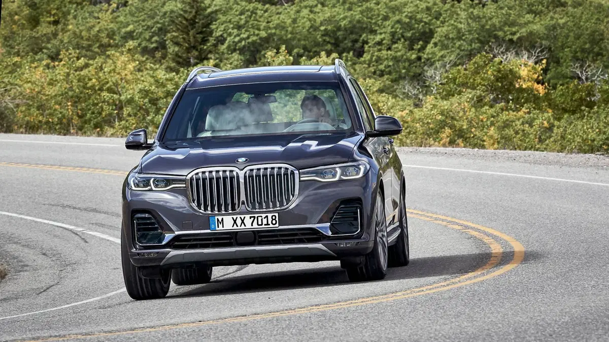 BMW X7 2019. Eccola su strada con la sua stazza mastodontica [Video] (4)