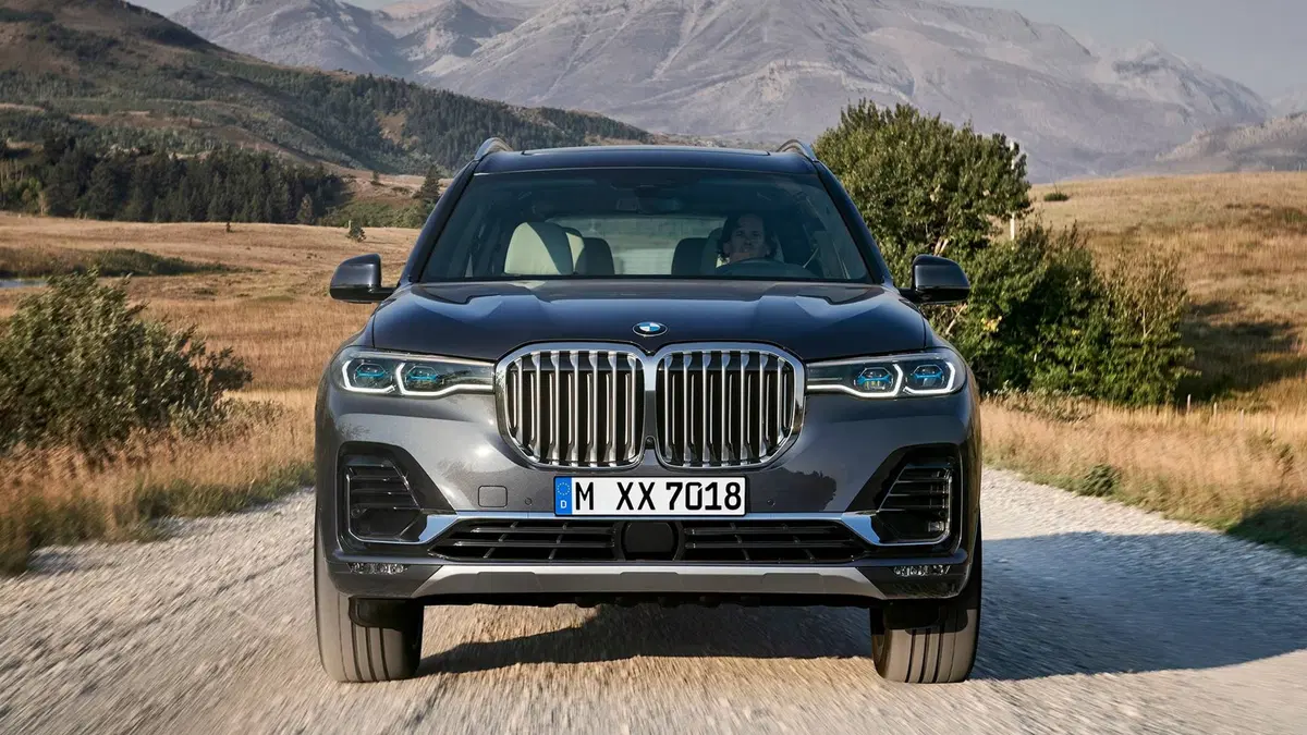 BMW X7 2019. Eccola su strada con la sua stazza mastodontica [Video] (7)