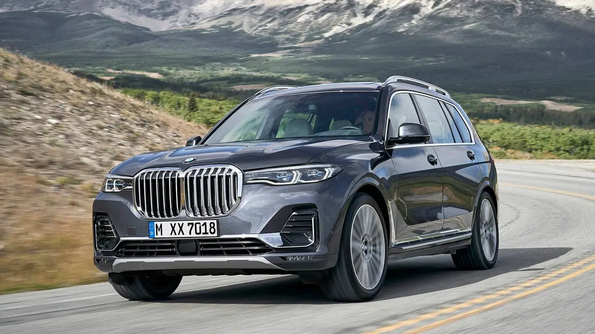 BMW X7 2019. Eccola su strada con la sua stazza mastodontica [Video] (14)