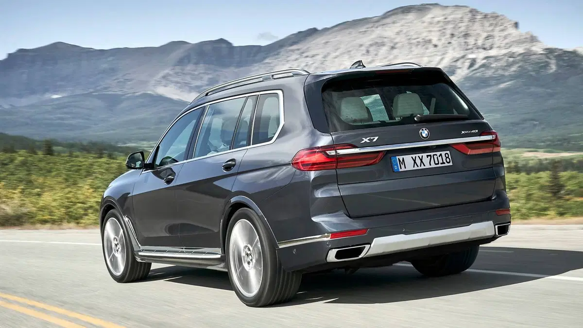 BMW X7 2019. Eccola su strada con la sua stazza mastodontica [Video] (16)
