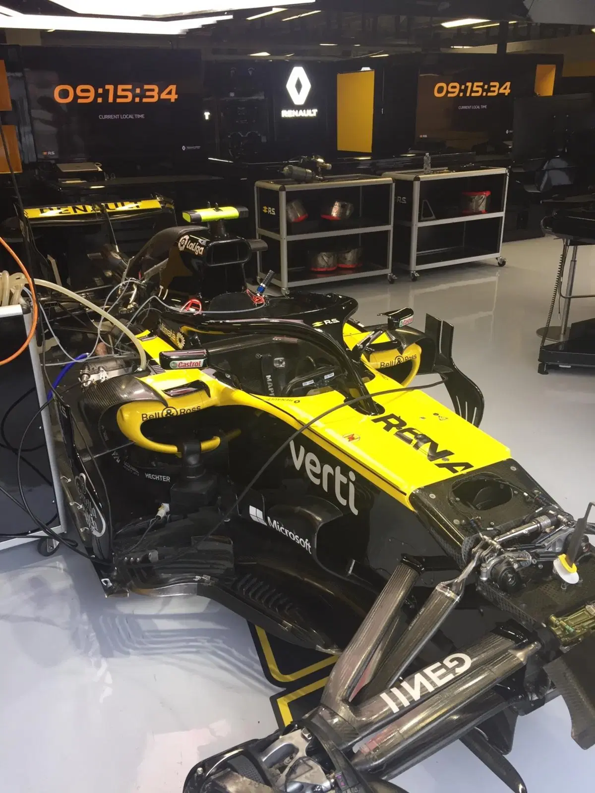 F1, ecco cosa succede in un weekend di gara (fuori dalla pista) (5)