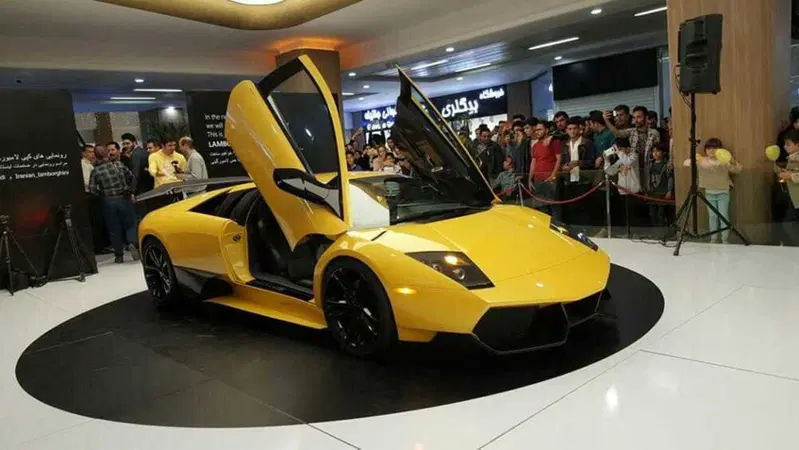 Hyundai Murcielago, dall'Iran arriva una copia della Lamborghini [Video]