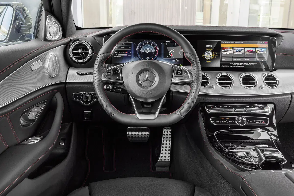 Mercedes-AMG E 43 4MATIC: la berlina da 401 CV (4)