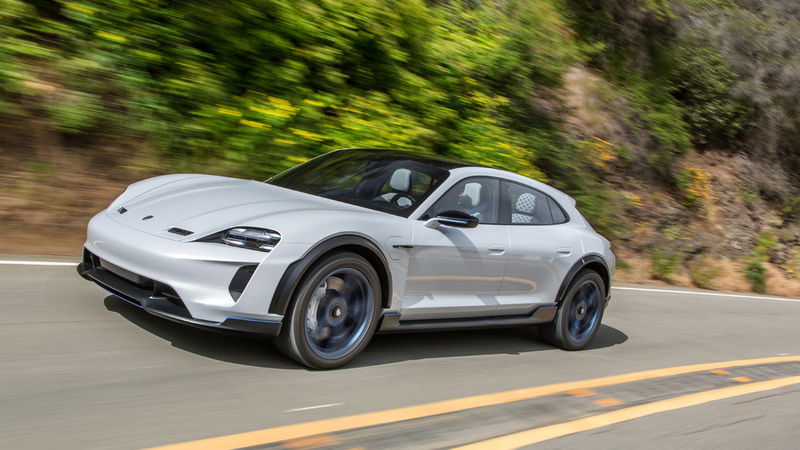 Porsche Mission E Cross Turismo, la supercar elettrica