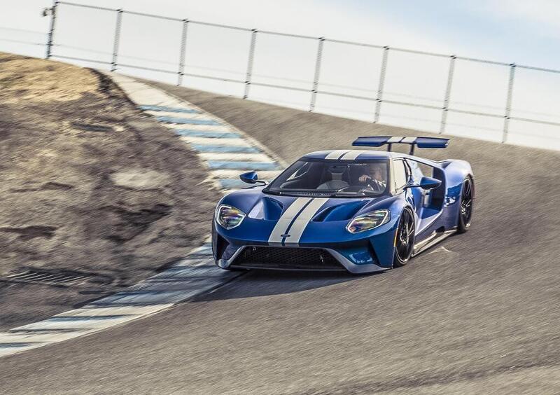 Ford GT, prorogata la produzione per altri 350 esemplari