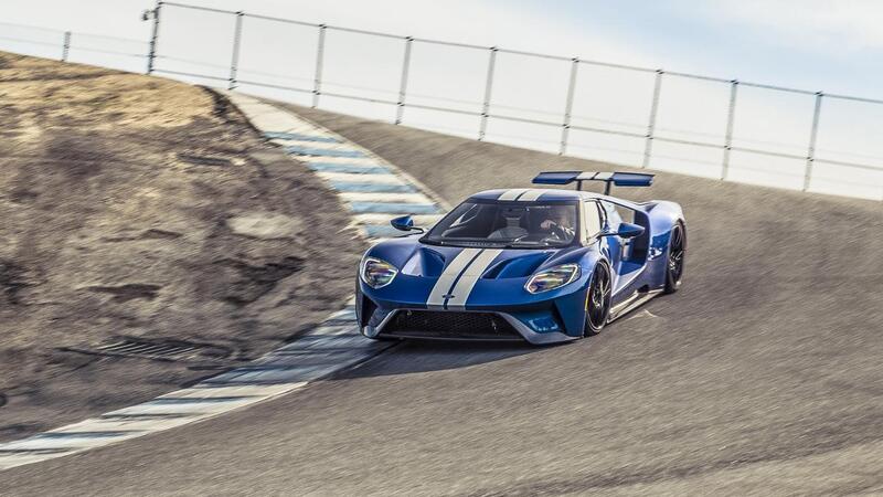 Ford GT, prorogata la produzione per altri 350 esemplari