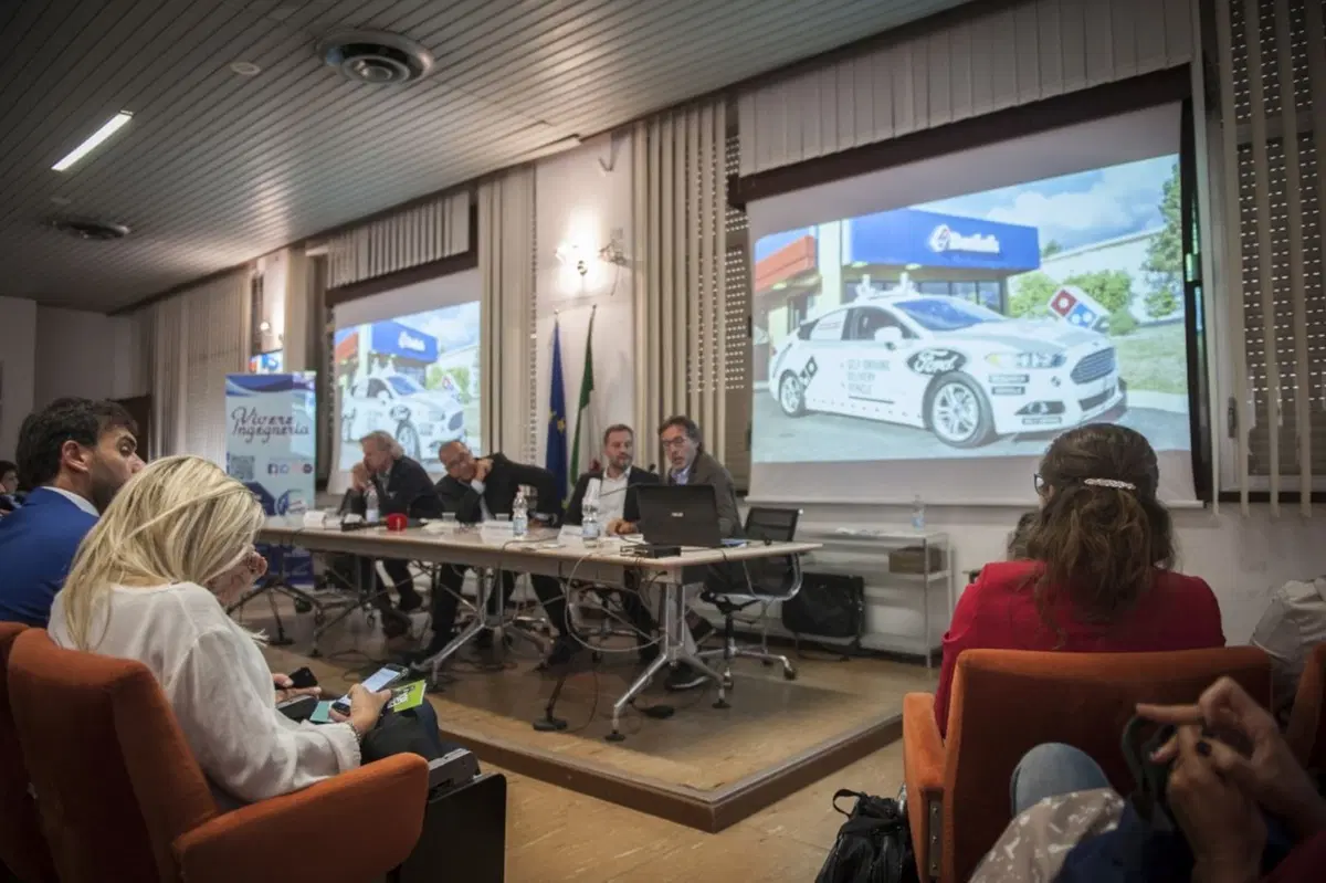 «Autonoma, elettrica e condivisa»: l'auto di domani prende forma a No Smog Mobility 2018 (24)
