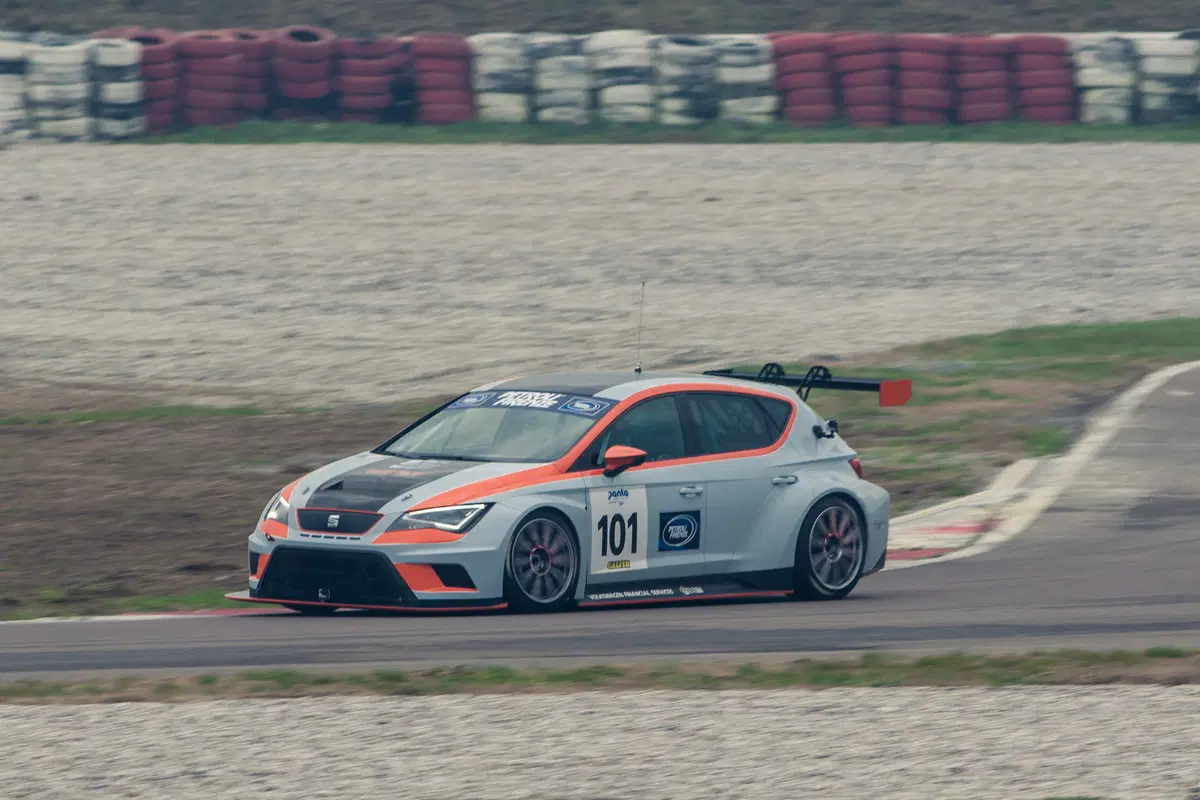 Seat Leon TCR vs Citroen C3 Max: scambio al vertice (6)