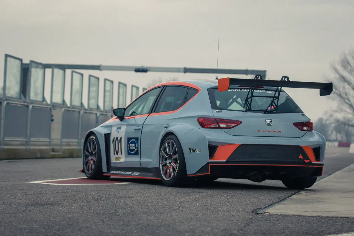 Seat Leon TCR vs Citroen C3 Max: scambio al vertice (11)