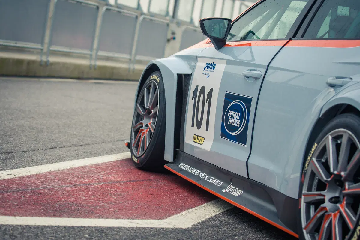 Seat Leon TCR vs Citroen C3 Max: scambio al vertice (13)