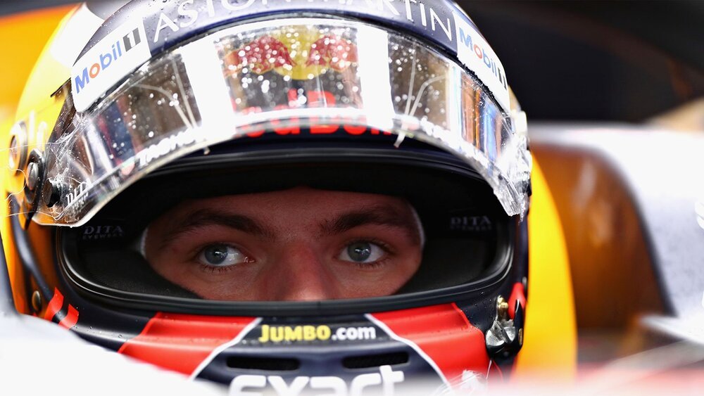 Max Verstappen &egrave; stato fermato dalla rottura della sospensione posteriore destra sulla sua RB14