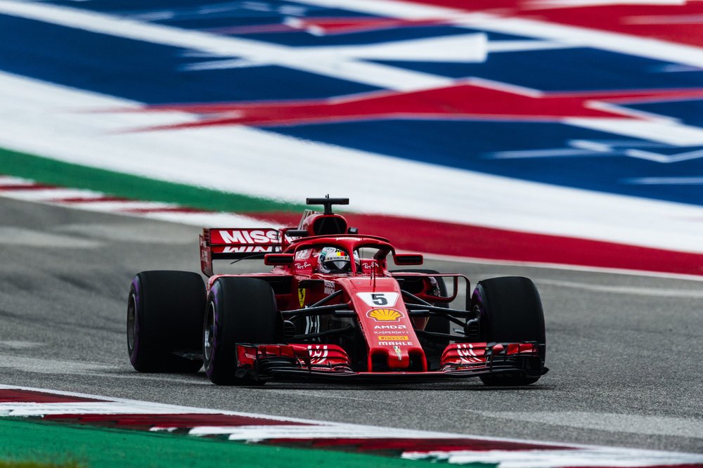 Errore ad inizio corsa per Sebastian Vettel
