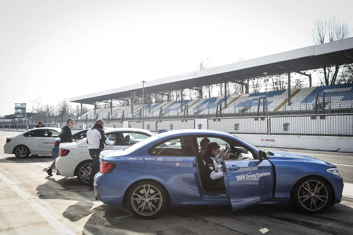 BMW Driving Experience 2016 - La passione lascia il segno (13)