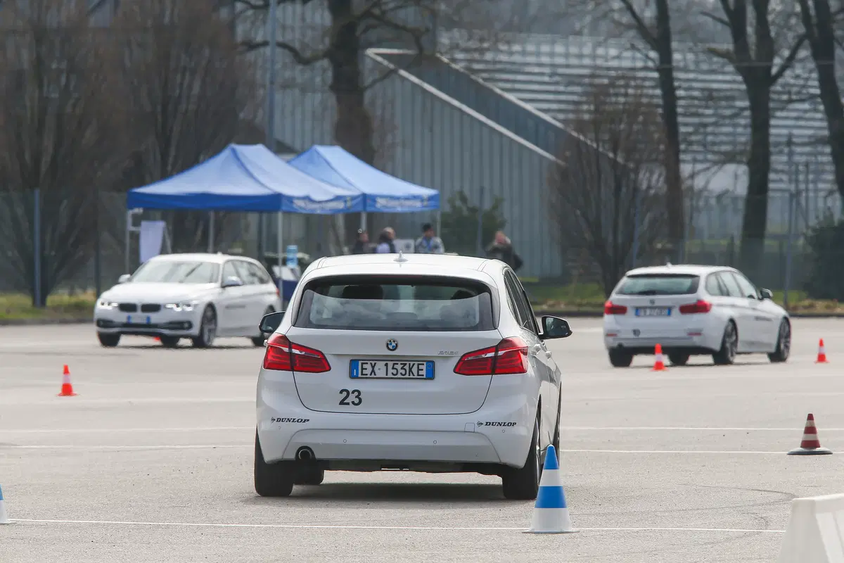 BMW Driving Experience 2016 - La passione lascia il segno (14)