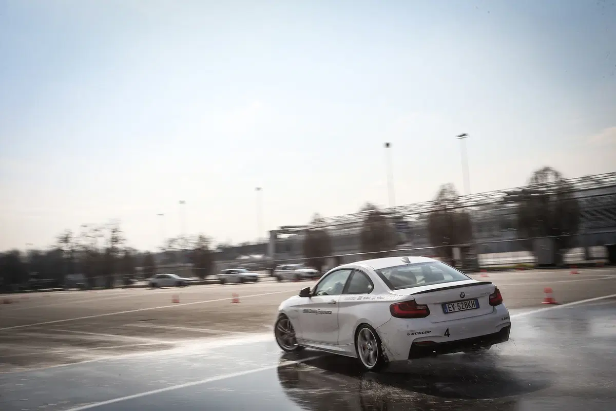 BMW Driving Experience 2016 - La passione lascia il segno (27)