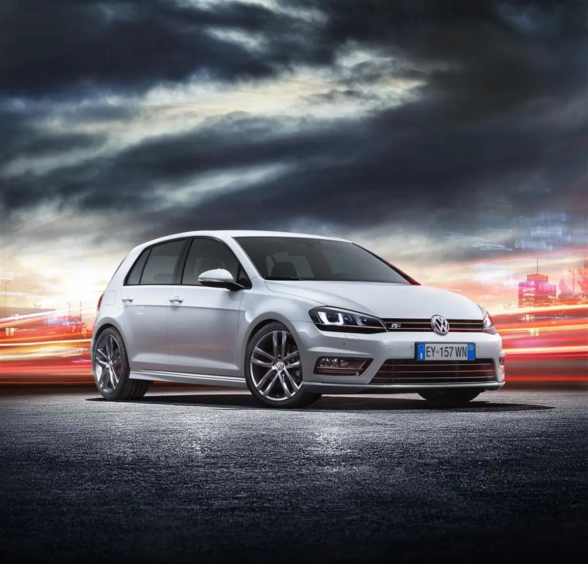Volkswagen Golf Sport Edition, quasi GTI