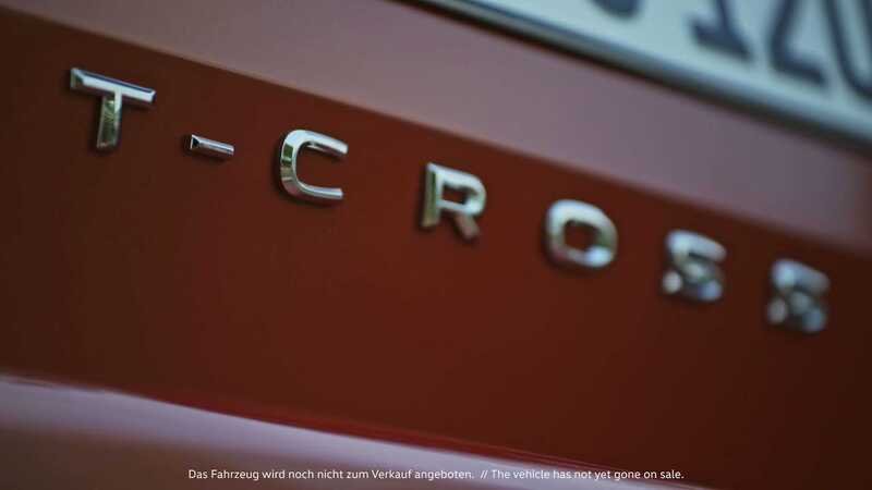 Volkswagen T-Cross, il teaser del baby SUV [Video]