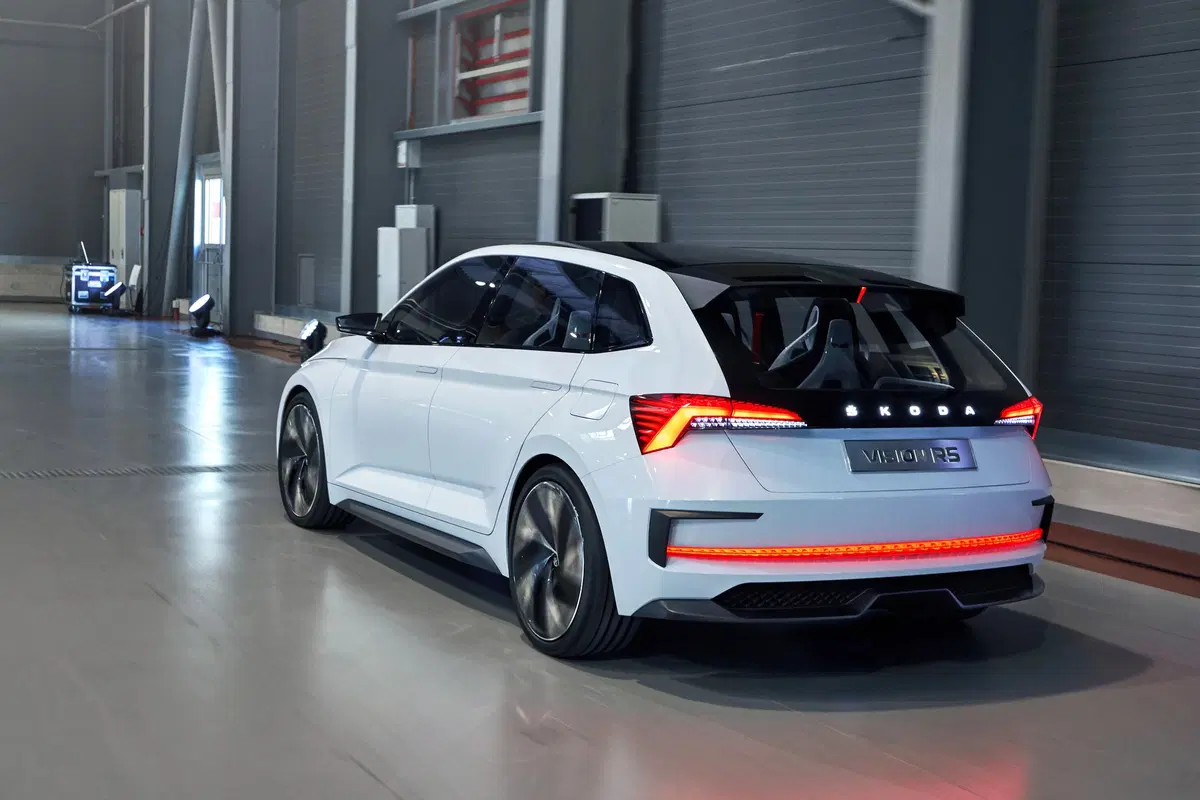 Skoda Vision RS, al volante della "futura" seg. C Scala [Video] (9)