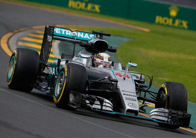 Formula 1, Gp Australia 2016: pole per Hamilton