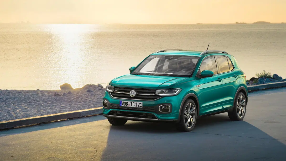 Volkswagen T-Cross, svelato il baby SUV (14)