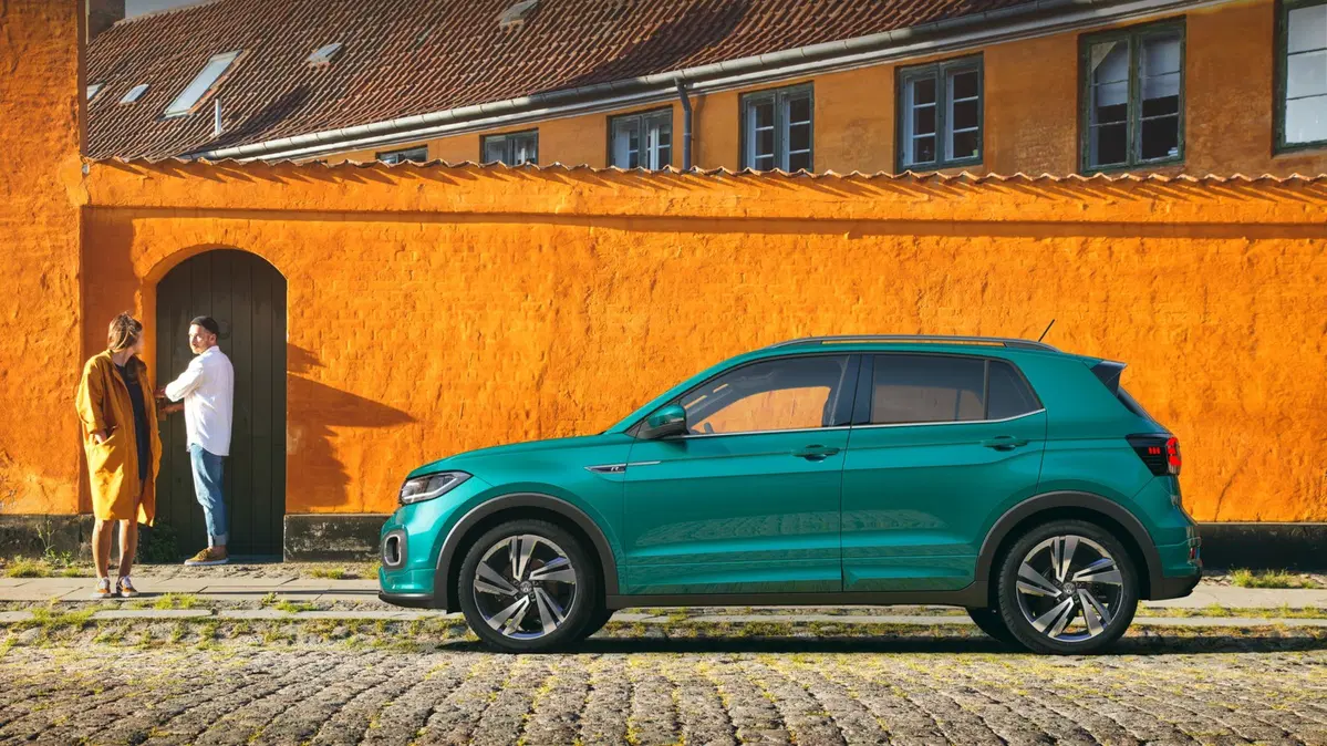 Volkswagen T-Cross, svelato il baby SUV (15)