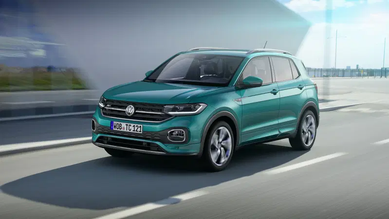 Volkswagen T-Cross, svelato il baby SUV [Video]
