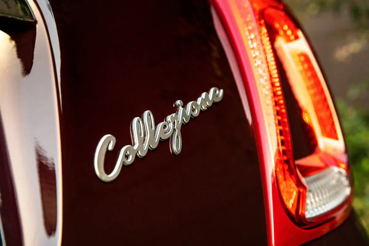 Nuova Fiat 500 Collezione, la cabrio che sfila a Milano Duomo [video] (16)