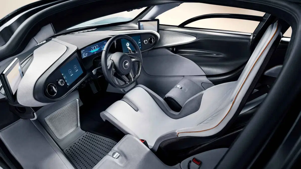 McLaren Speedtail, le prime immagini (10)