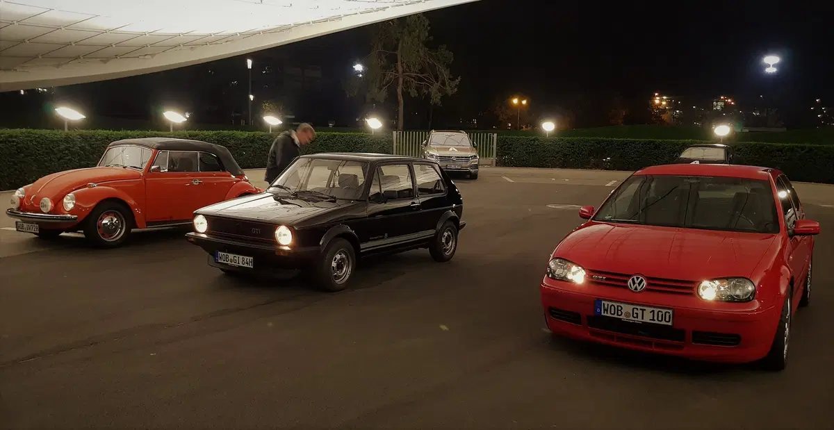 VW, Illuminazione: nuovi gruppi ottici e segnalazioni visive dell’auto [Parte 2 - Video] (4)
