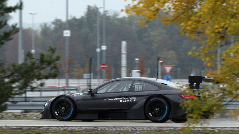 BMW M4 DTM, debutta il 4 cilindri turbo