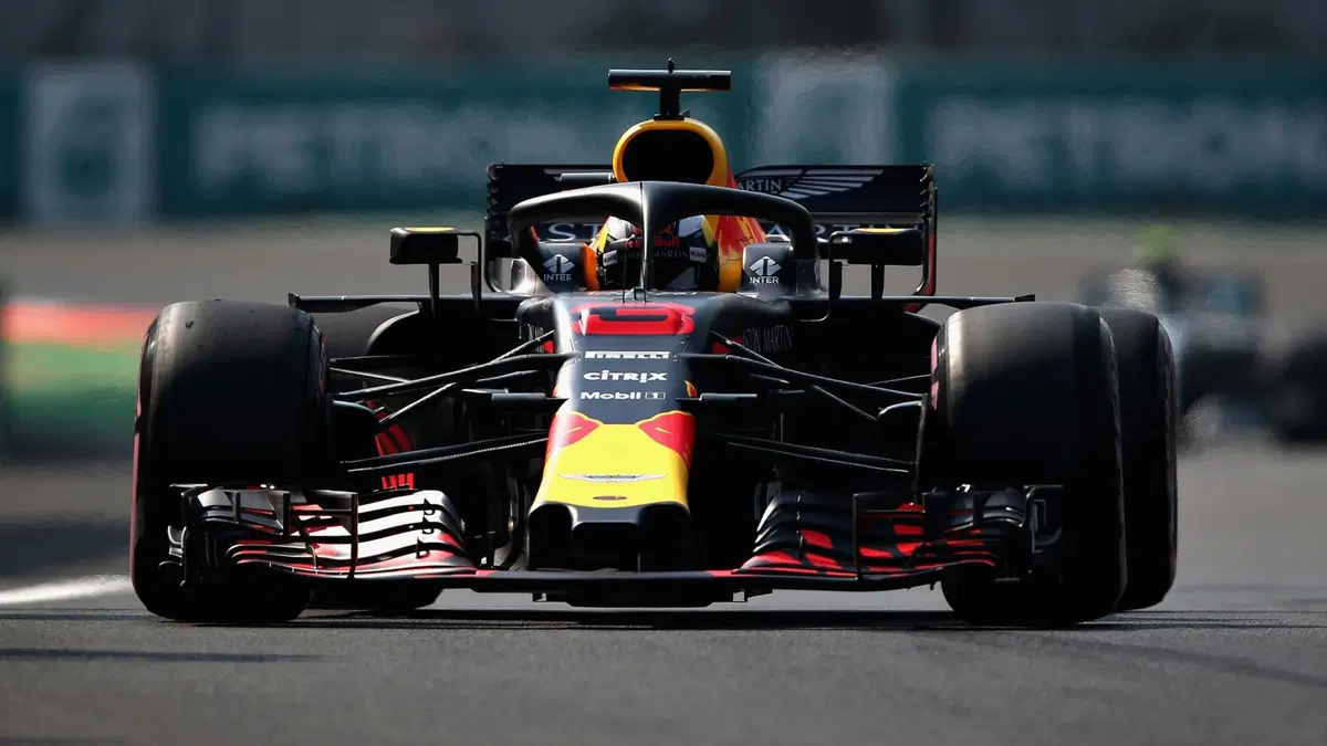 F1, GP Messico 2018: vince Verstappen. Hamilton è campione del mondo (3)