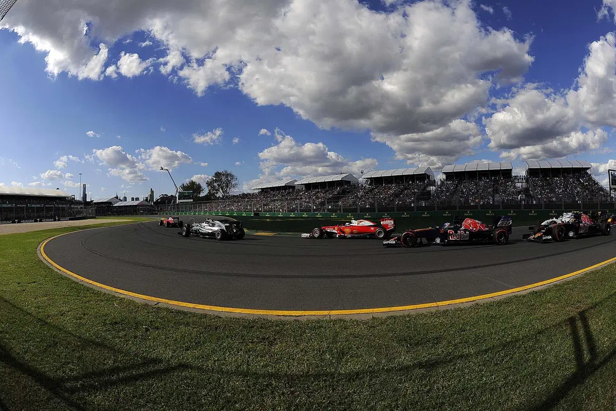 Formula 1, Gp Australia 2016: vince Rosberg. Terzo Vettel (15)
