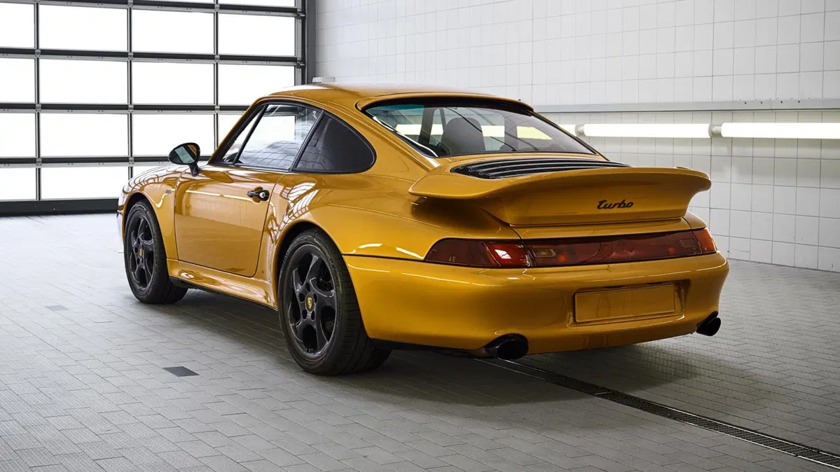Porsche 911 Turbo 993, la "Project Gold" venduta a 2.7milioni di euro [Video] (2)