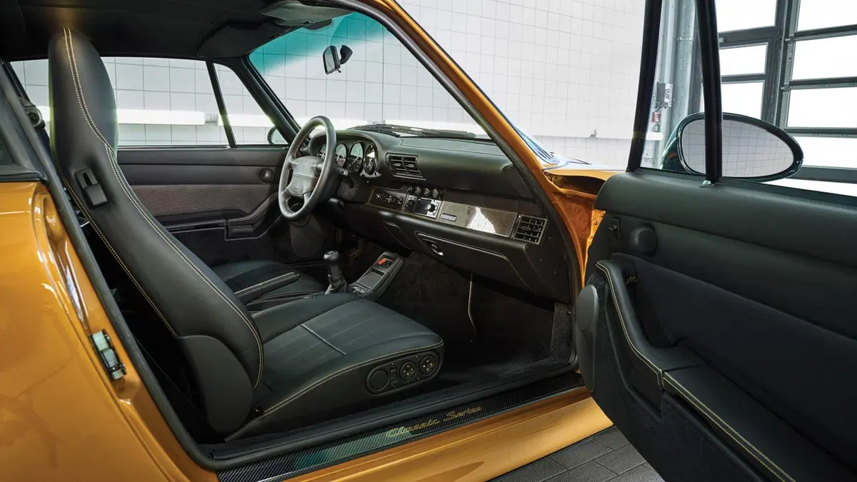 Porsche 911 Turbo 993, la "Project Gold" venduta a 2.7milioni di euro [Video] (5)