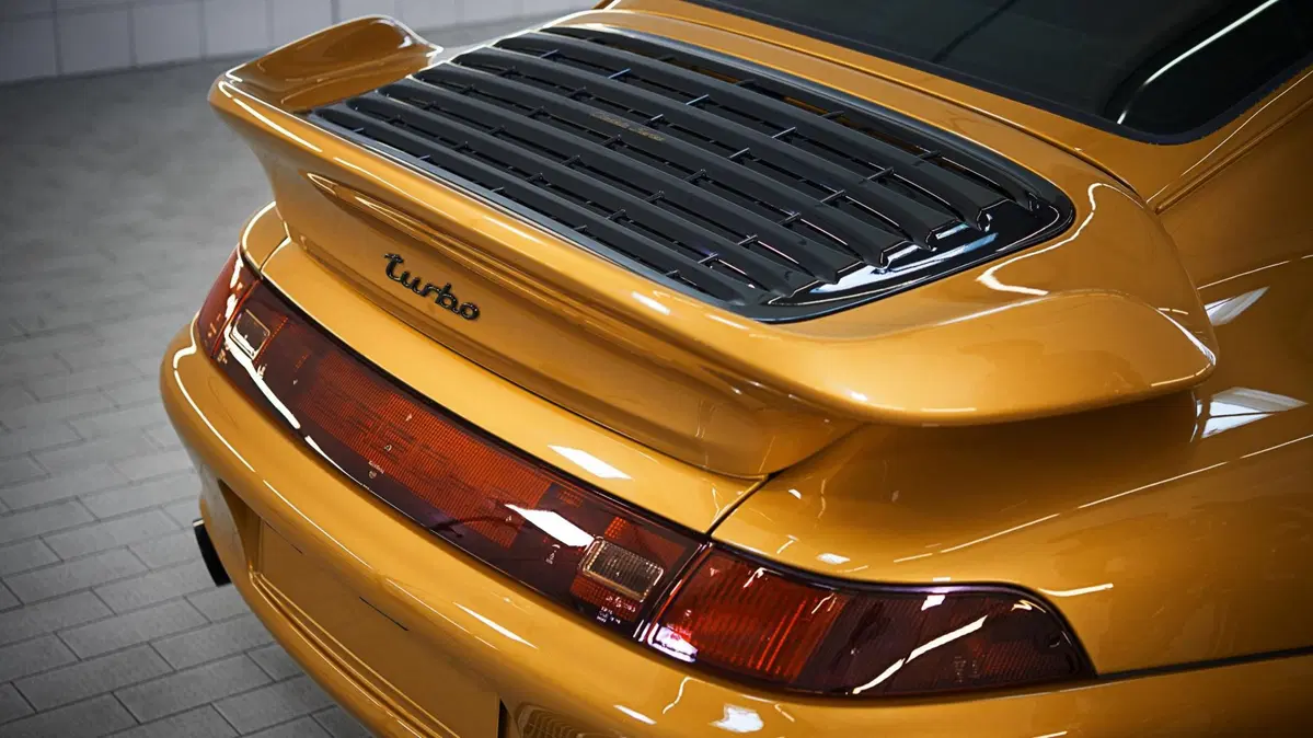 Porsche 911 Turbo 993, la "Project Gold" venduta a 2.7milioni di euro [Video] (3)
