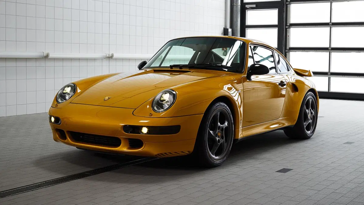 Porsche 911 Turbo 993, la "Project Gold" venduta a 2.7milioni di euro [Video]