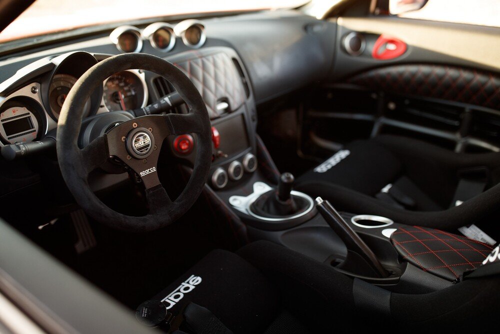 Gli interni della Nissan 370Z Project Clubsport 23